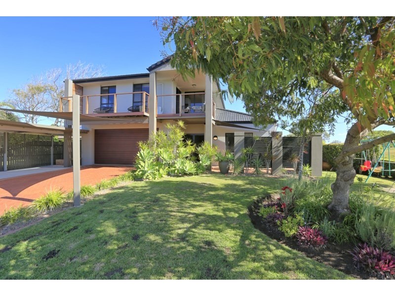 6 Fiona Place, Bargara QLD 4670