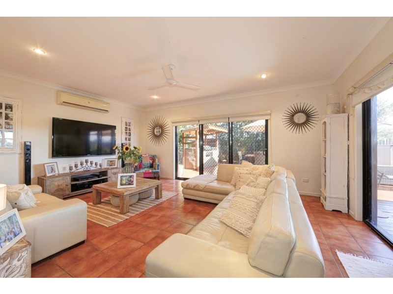 6 Fiona Place, Bargara QLD 4670