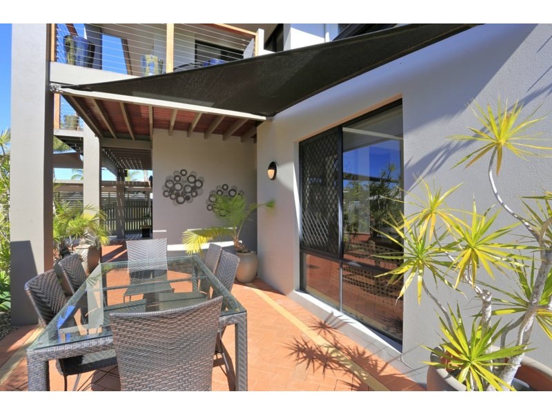 6 Fiona Place, Bargara QLD 4670