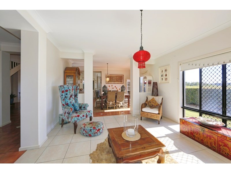 6 Fiona Place, Bargara QLD 4670