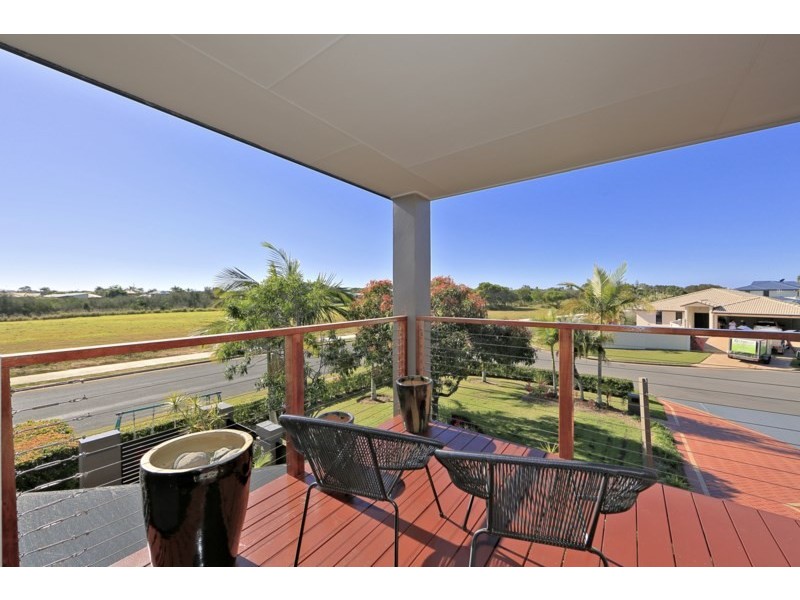 6 Fiona Place, Bargara QLD 4670