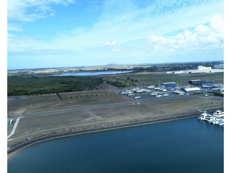 L299 Marina Drive, Burnett Heads QLD 4670