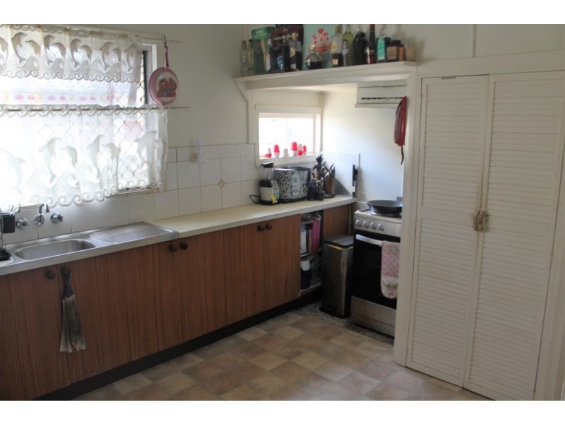 25 Fe Walker Street, Bundaberg South QLD 4670