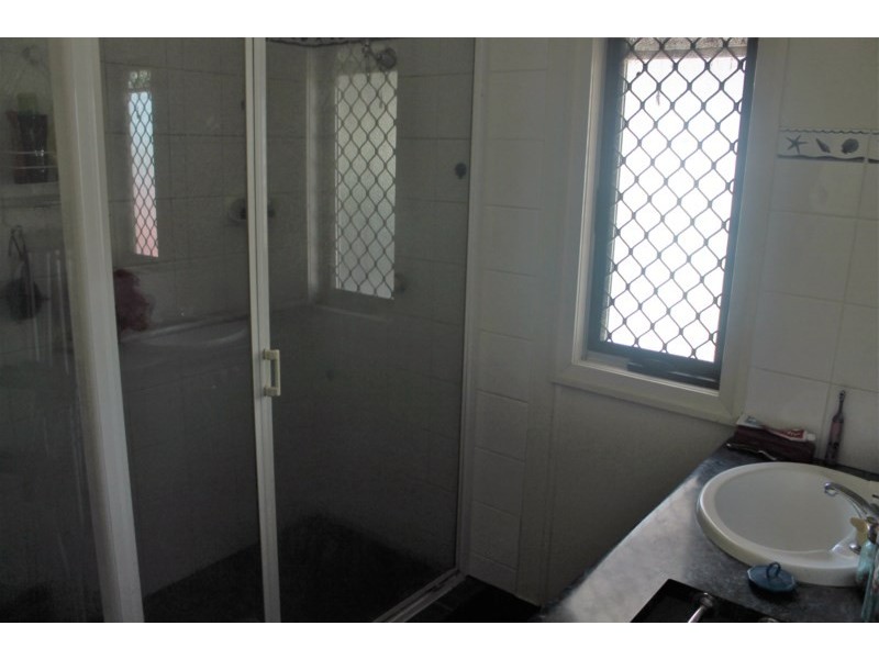 25 Fe Walker Street, Bundaberg South QLD 4670