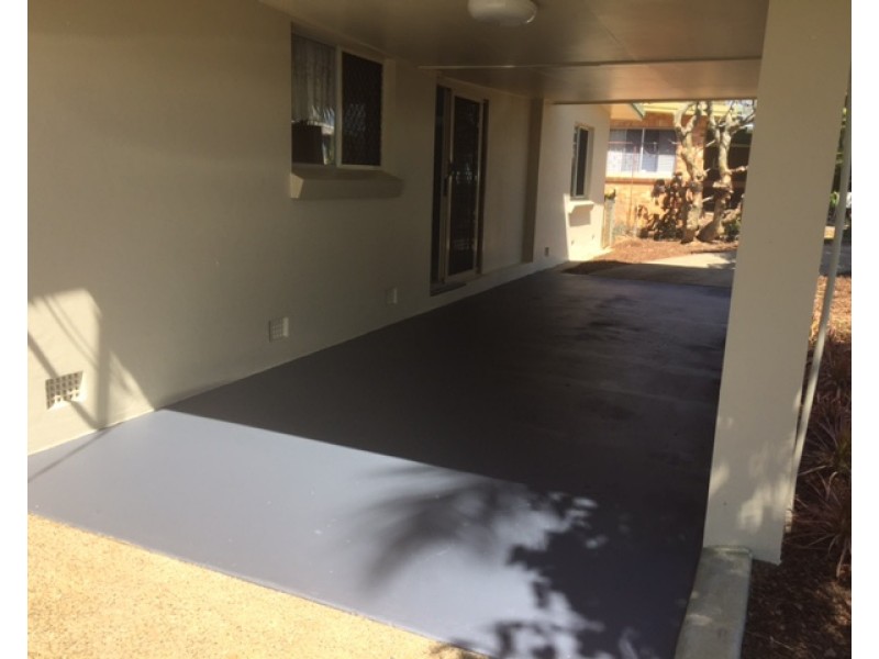 8 Buzza Street, Walkervale QLD 4670