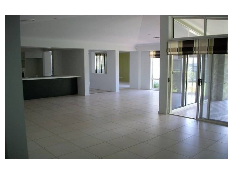 17 Breeze Drive, Bargara QLD 4670