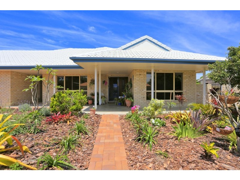 69 Fairway Drive, Bargara QLD 4670