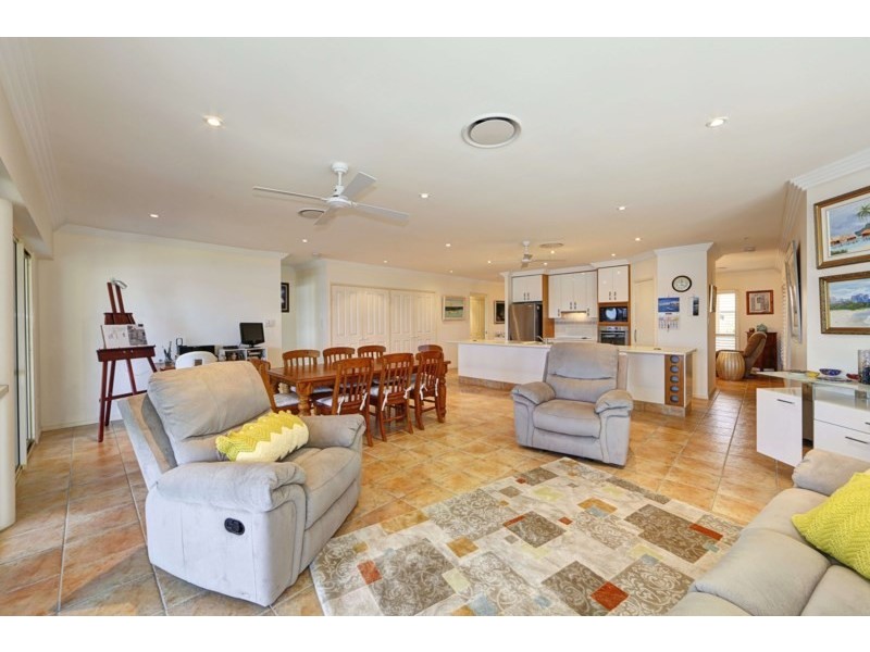 69 Fairway Drive, Bargara QLD 4670