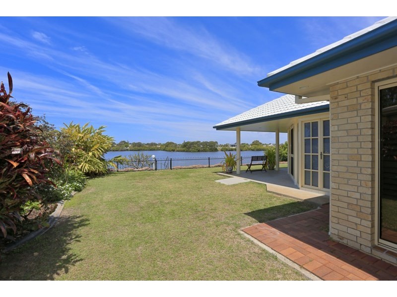 69 Fairway Drive, Bargara QLD 4670