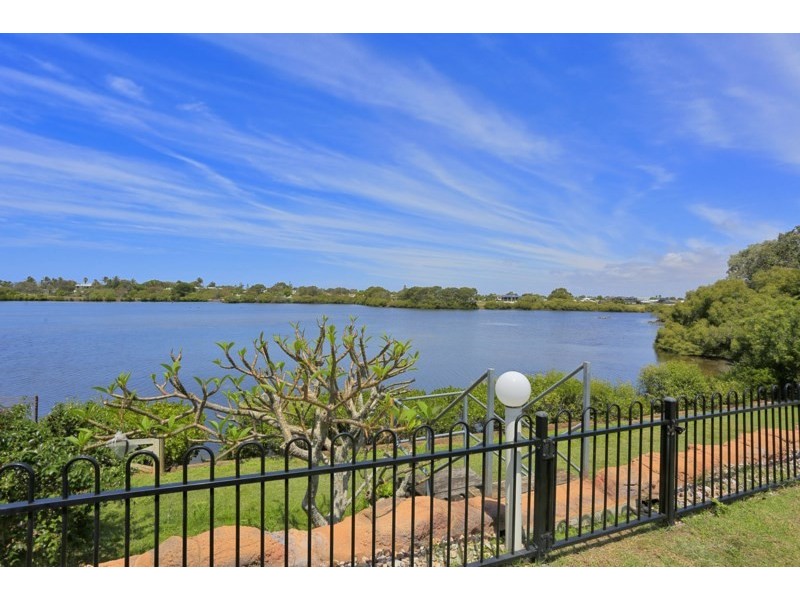 69 Fairway Drive, Bargara QLD 4670