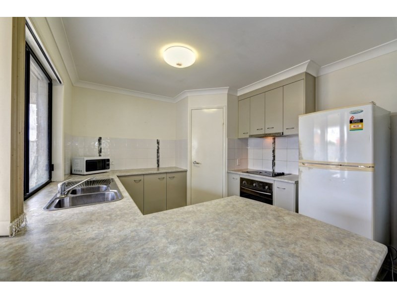 9 Broadmeadow Avenue, Thabeban QLD 4670