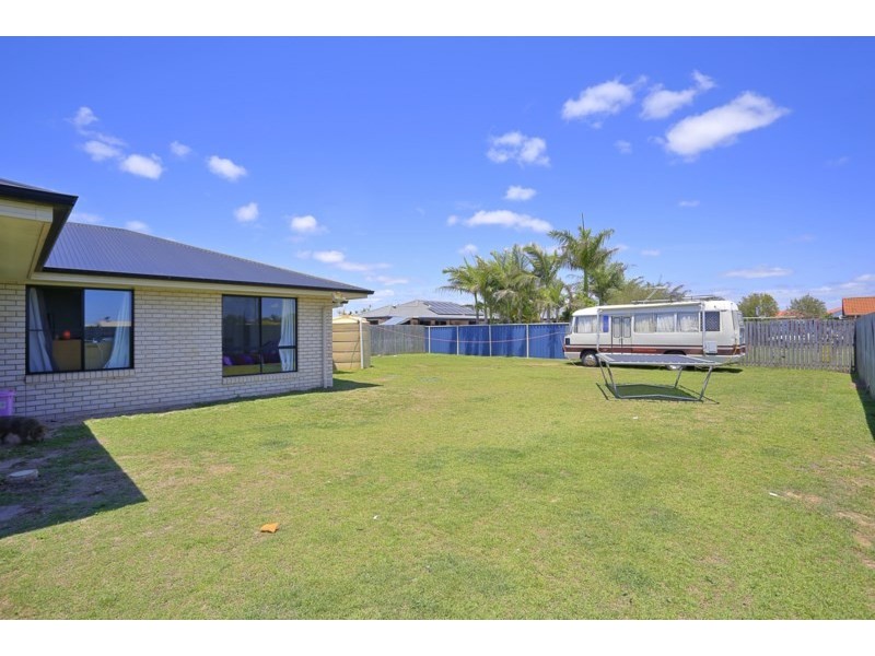 9 Broadmeadow Avenue, Thabeban QLD 4670