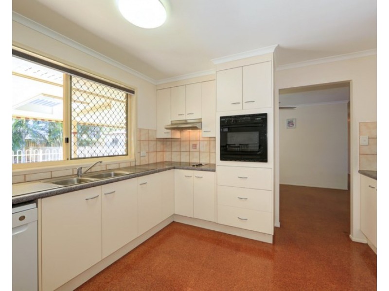 38 Maughan Street, Thabeban QLD 4670
