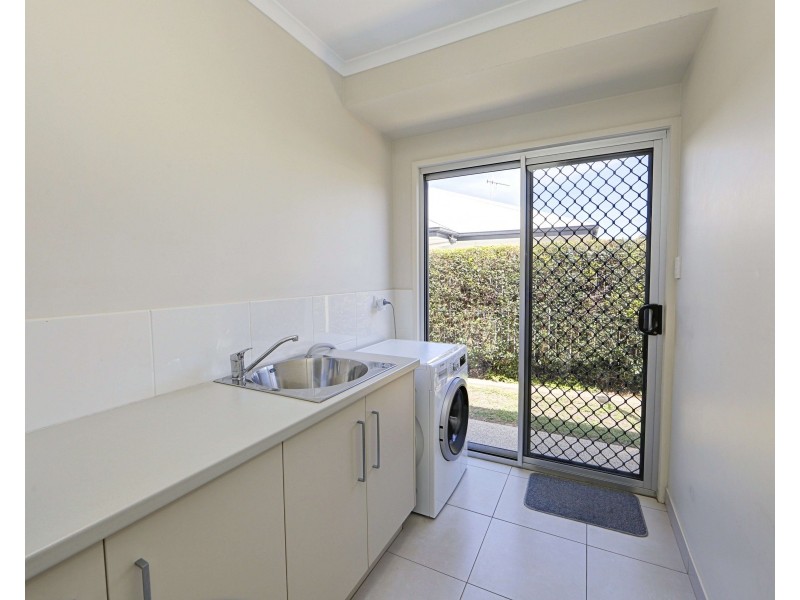 4 Andrew Close, Bargara QLD 4670