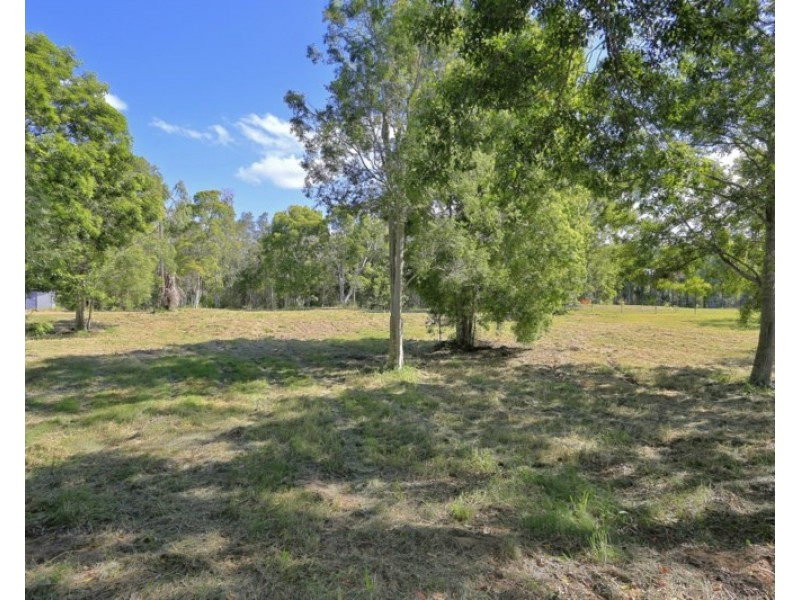 46 Kingfisher Crescent, Moore Park Beach QLD 4670