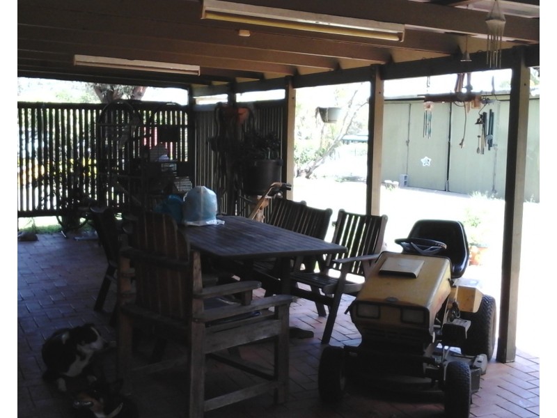 8 Tanderra Drive, South Kolan QLD 4670