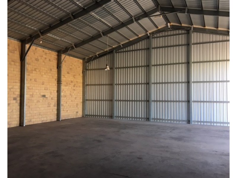 Shop 11/32 Wyllie Street, Thabeban QLD 4670