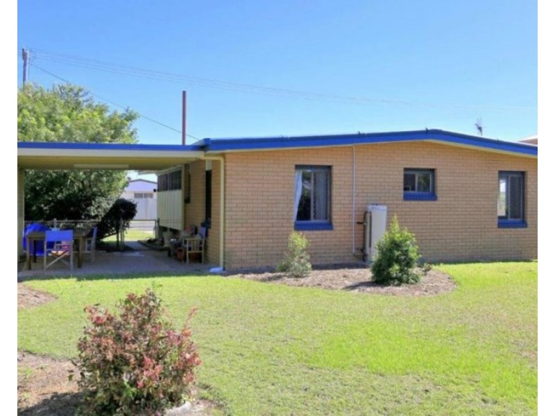 7 Walsh Street, Walkervale QLD 4670