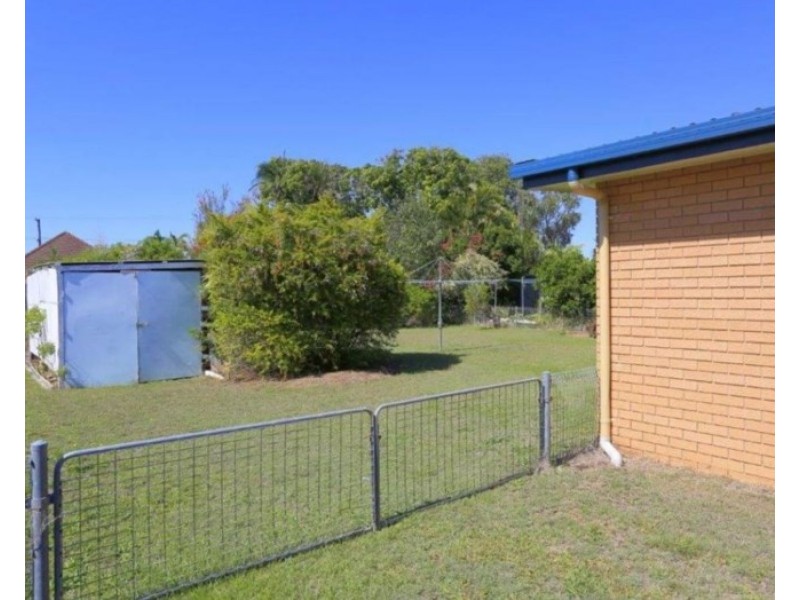 7 Walsh Street, Walkervale QLD 4670