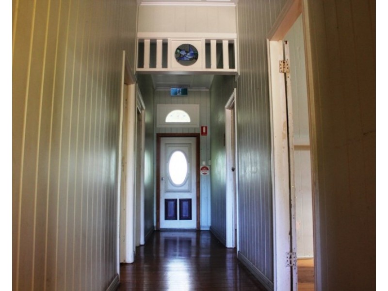 14 Arthur Street, Bundaberg South QLD 4670