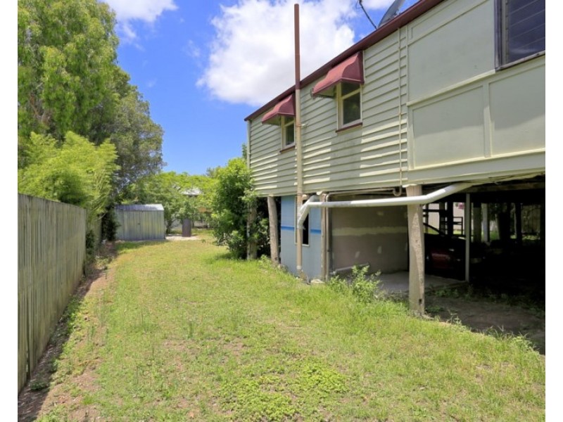 14 Arthur Street, Bundaberg South QLD 4670