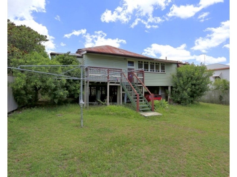 14 Arthur Street, Bundaberg South QLD 4670