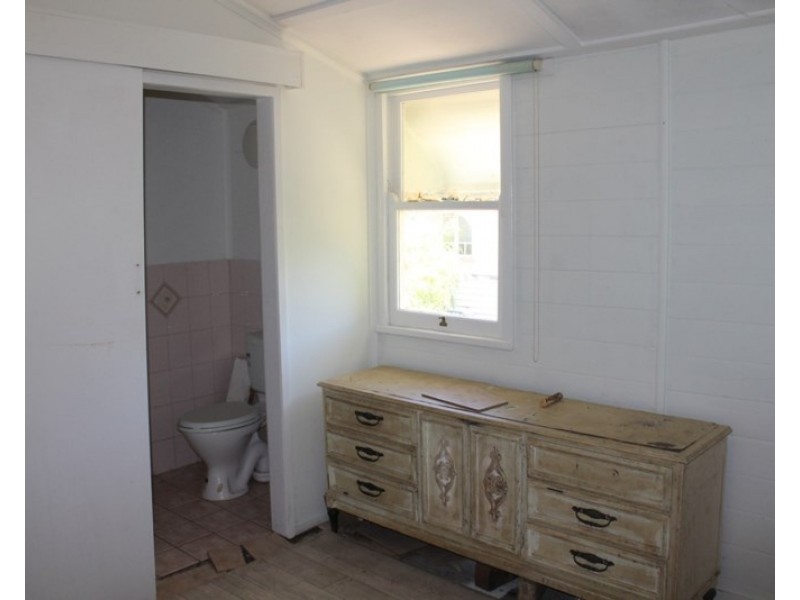 14 Arthur Street, Bundaberg South QLD 4670