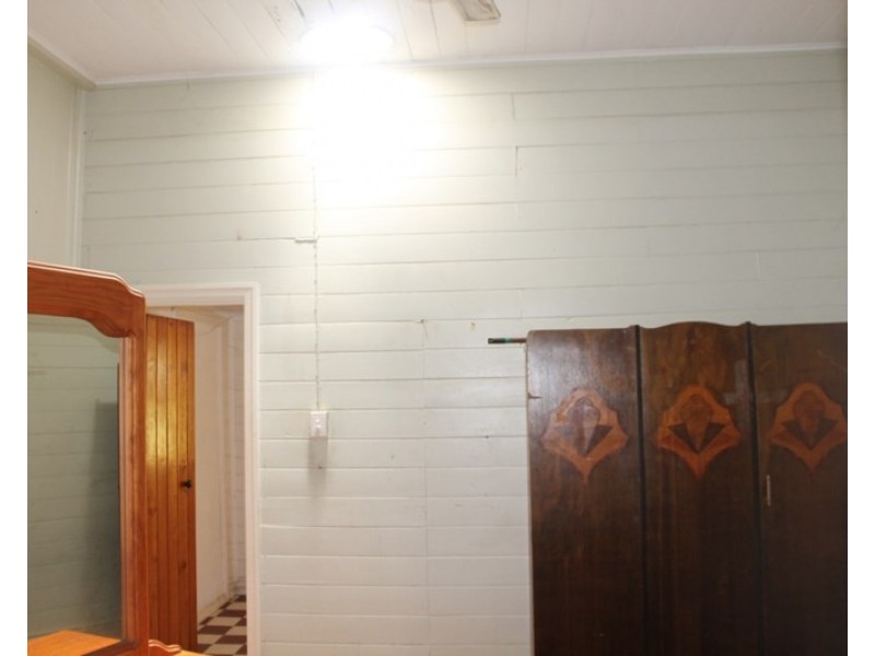 14 Arthur Street, Bundaberg South QLD 4670