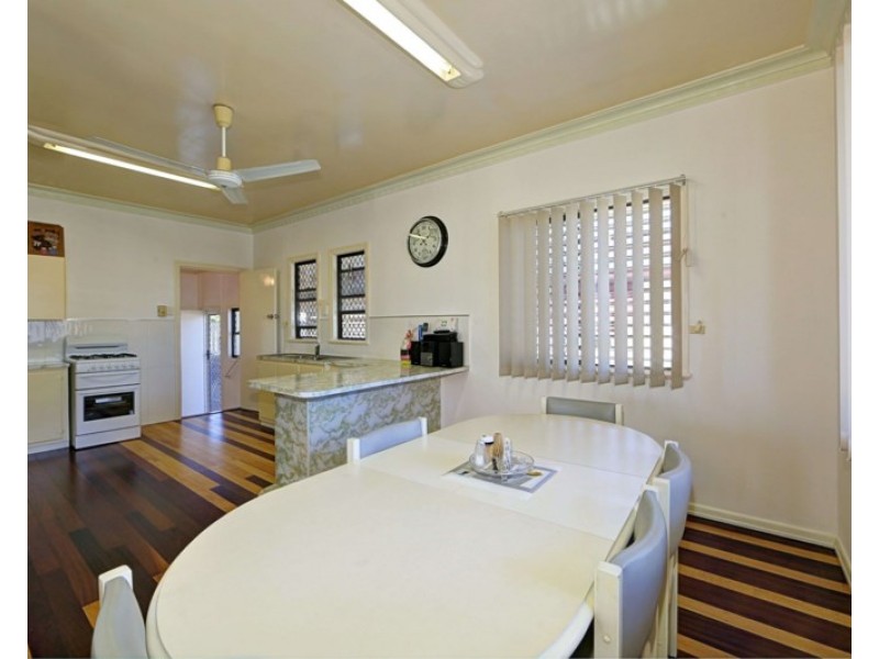 15 McKewen Street, Svensson Heights QLD 4670