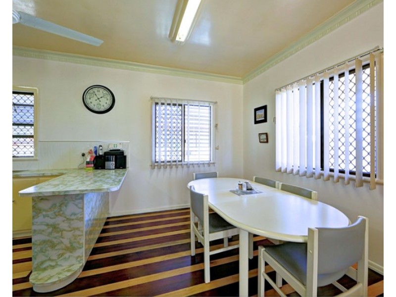 15 McKewen Street, Svensson Heights QLD 4670