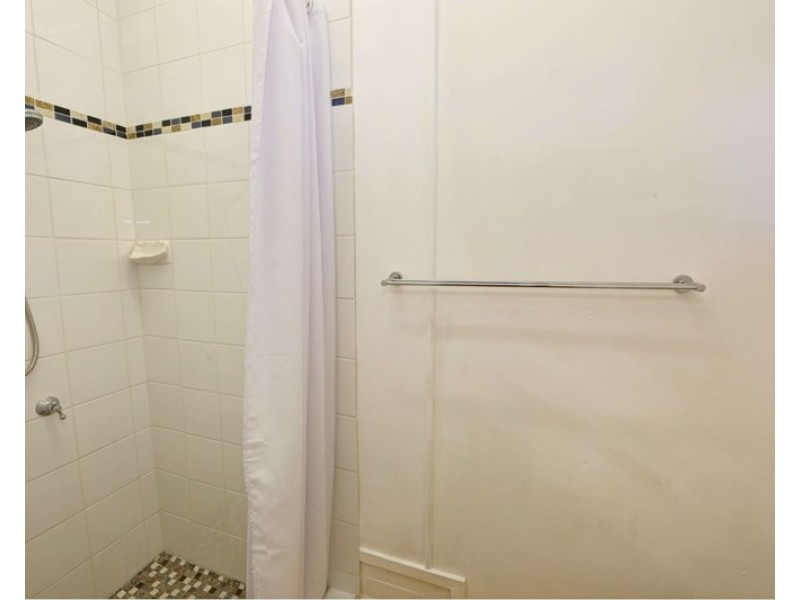 15 McKewen Street, Svensson Heights QLD 4670