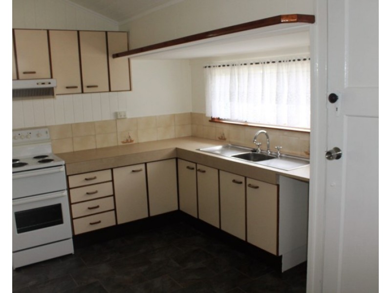 43 Walker Street, Bundaberg South QLD 4670