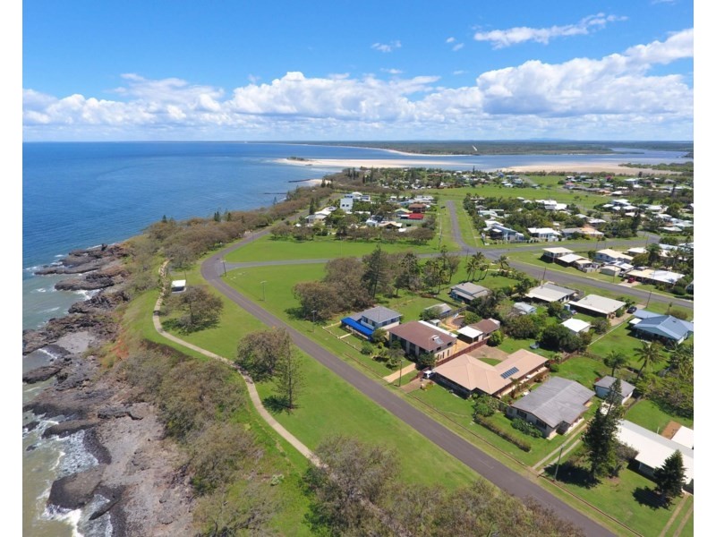 30 Esplanade, Elliott Heads QLD 4670