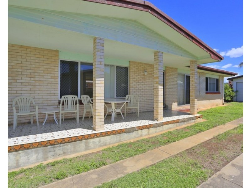 30 Esplanade, Elliott Heads QLD 4670