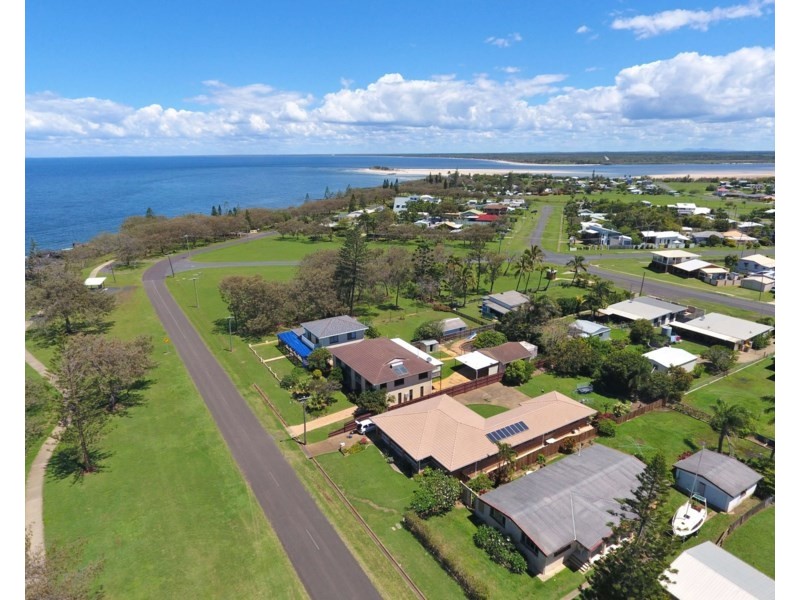 30 Esplanade, Elliott Heads QLD 4670
