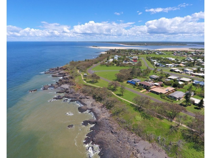 30 Esplanade, Elliott Heads QLD 4670