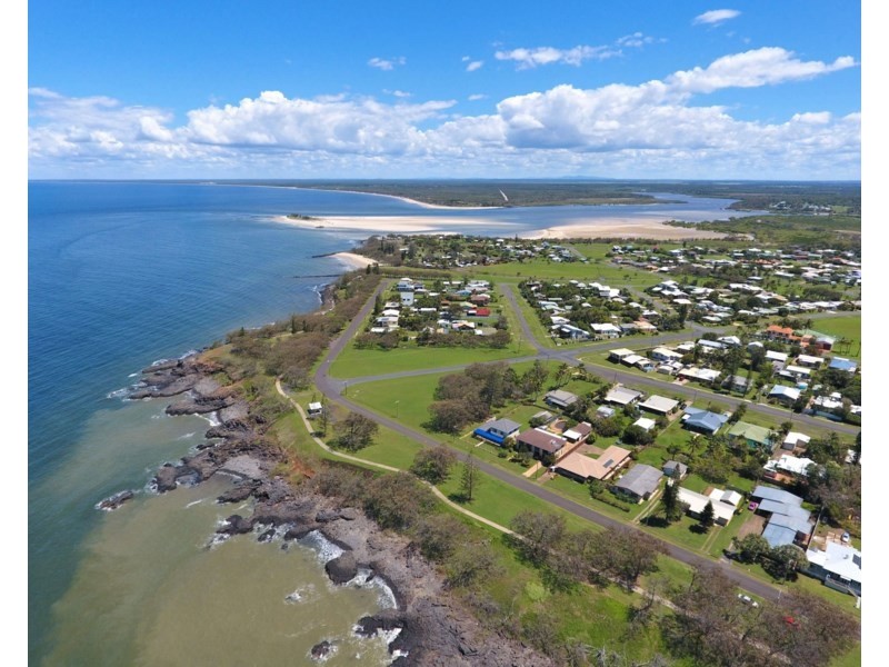 30 Esplanade, Elliott Heads QLD 4670