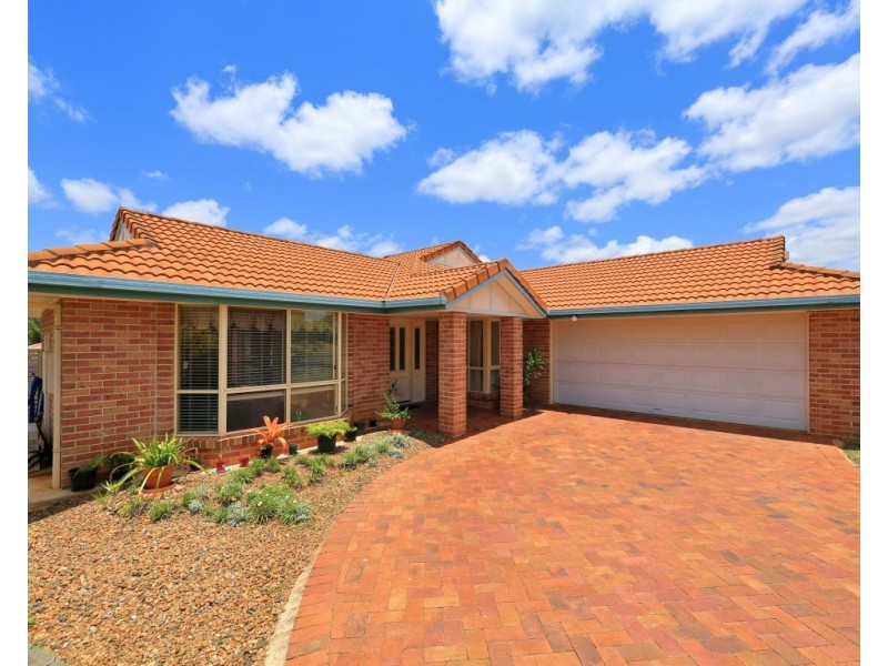 9 Cordelia Street, Avoca QLD 4670