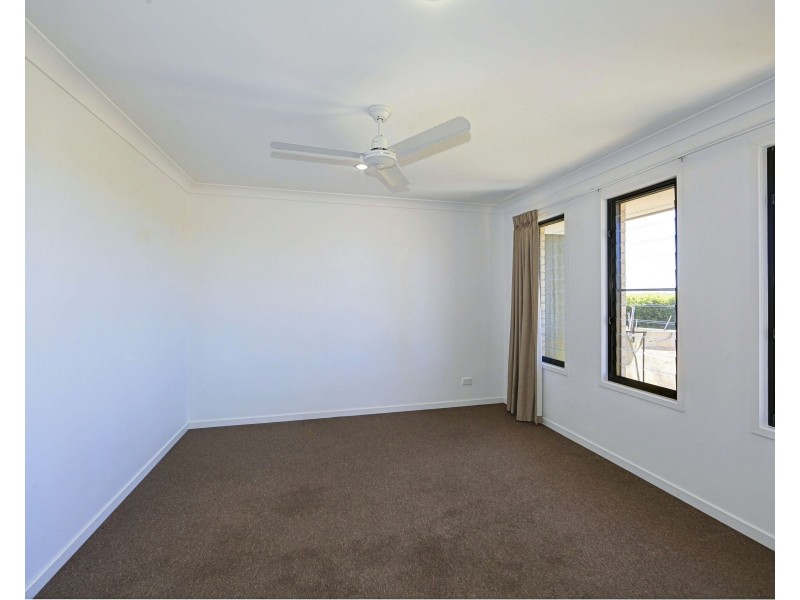 44 Sienna Boulevard, Ashfield QLD 4670