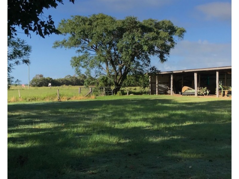 82 Raines Road, Sharon QLD 4670