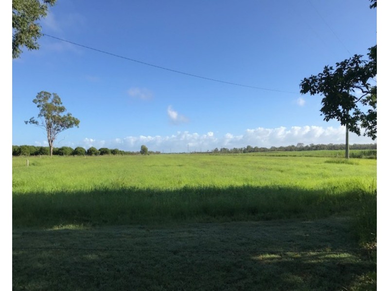 82 Raines Road, Sharon QLD 4670