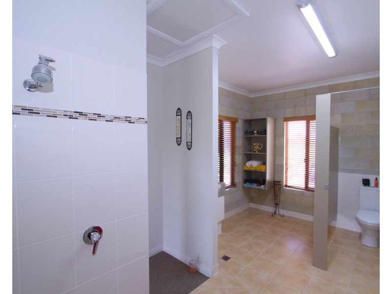 948 Hummock Road, Calavos QLD 4670