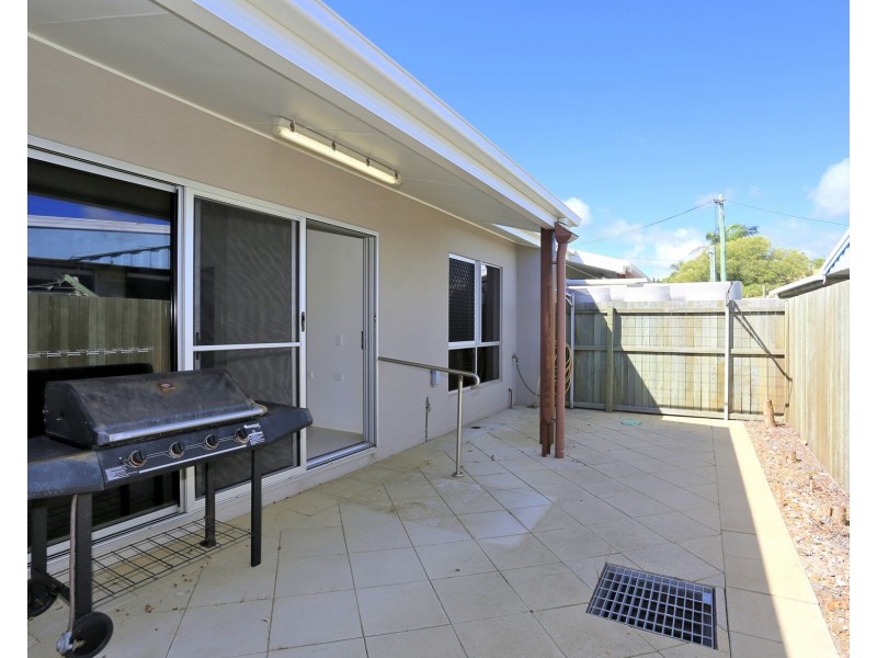 2/12 Tanner Street, Bargara QLD 4670