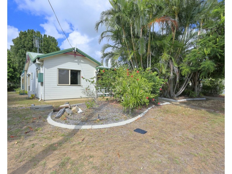 13 Acacia Street, Moore Park Beach QLD 4670