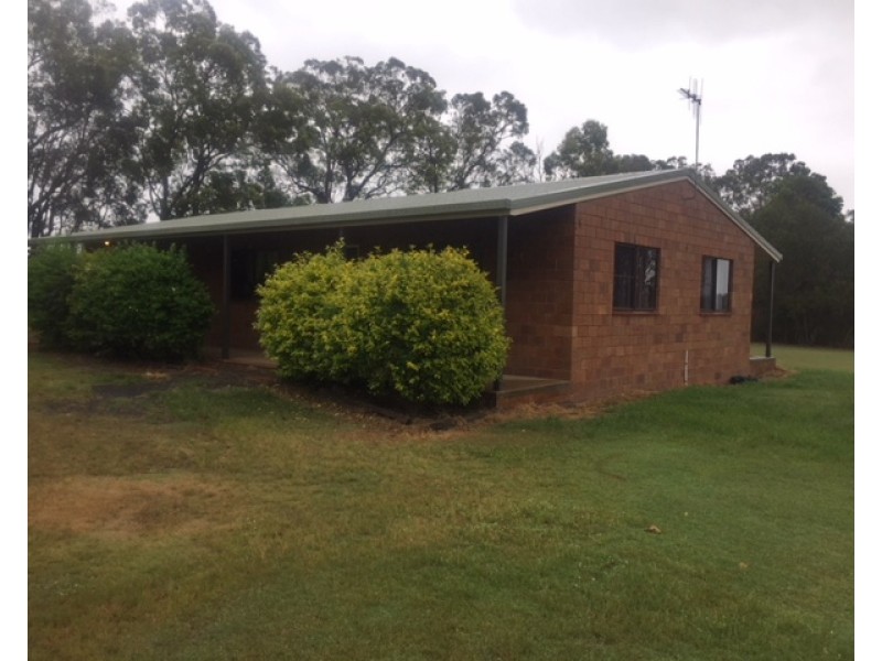 68 Usshers Road, Sharon QLD 4670