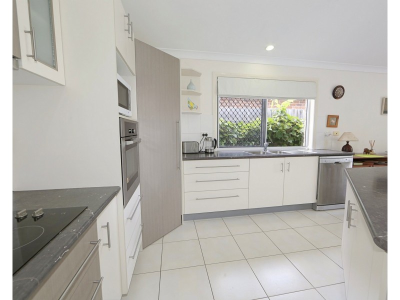 19 Grimwood Street, Bundaberg West QLD 4670