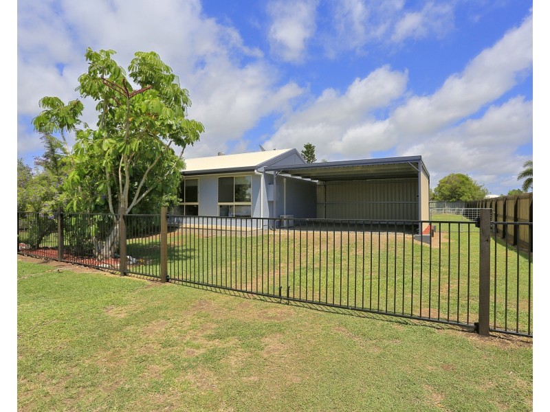 9 Mary Fox Street, Innes Park QLD 4670