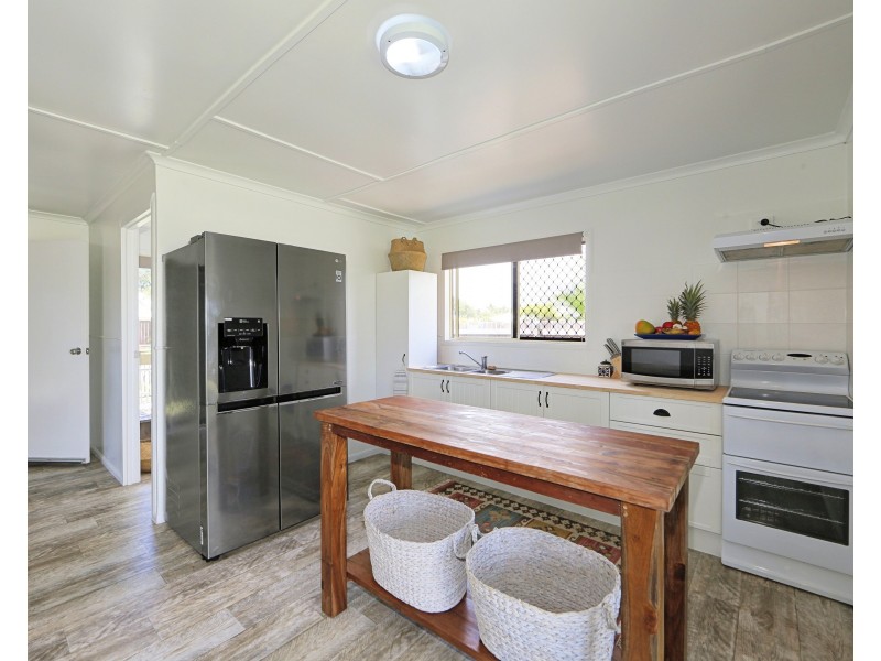 9 Mary Fox Street, Innes Park QLD 4670