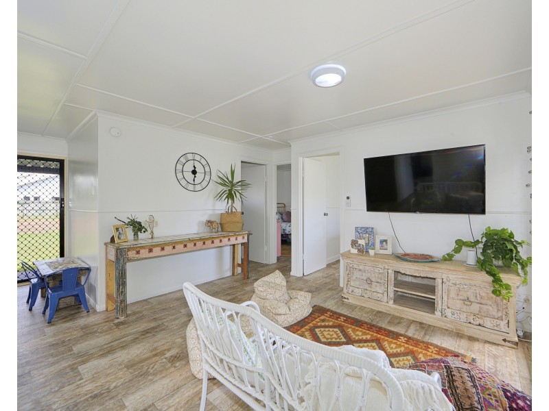 9 Mary Fox Street, Innes Park QLD 4670