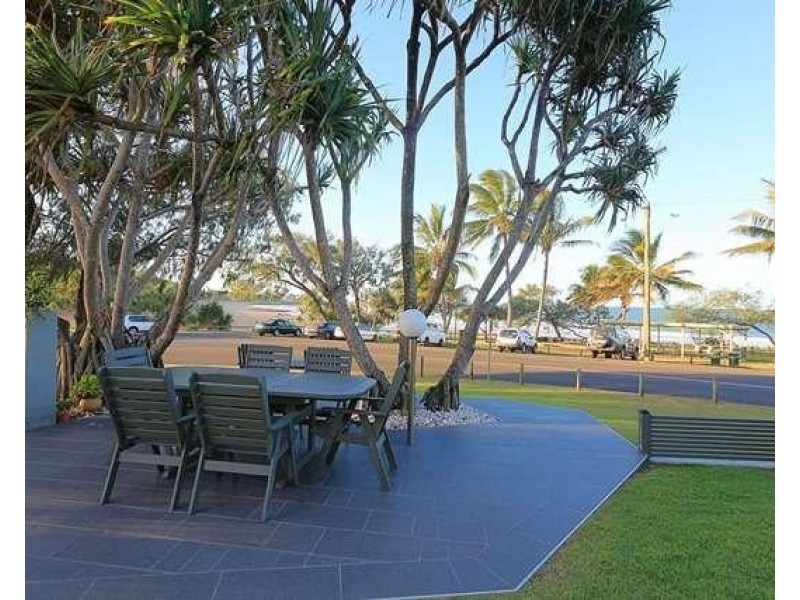 2/22A Woongarra Scenic Drive, Bargara QLD 4670